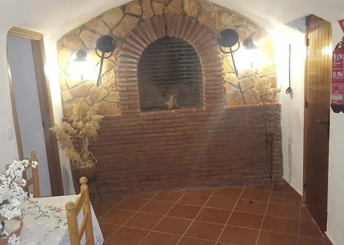 Casas Cuevas Elvira