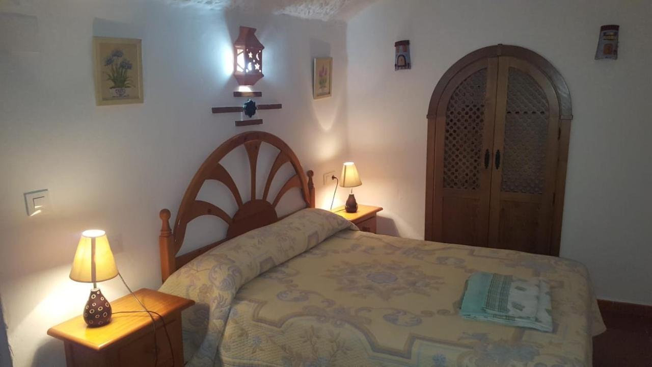 Casas Cuevas Elvira Hinojares