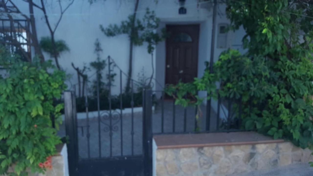 Casas Cuevas Elvira *